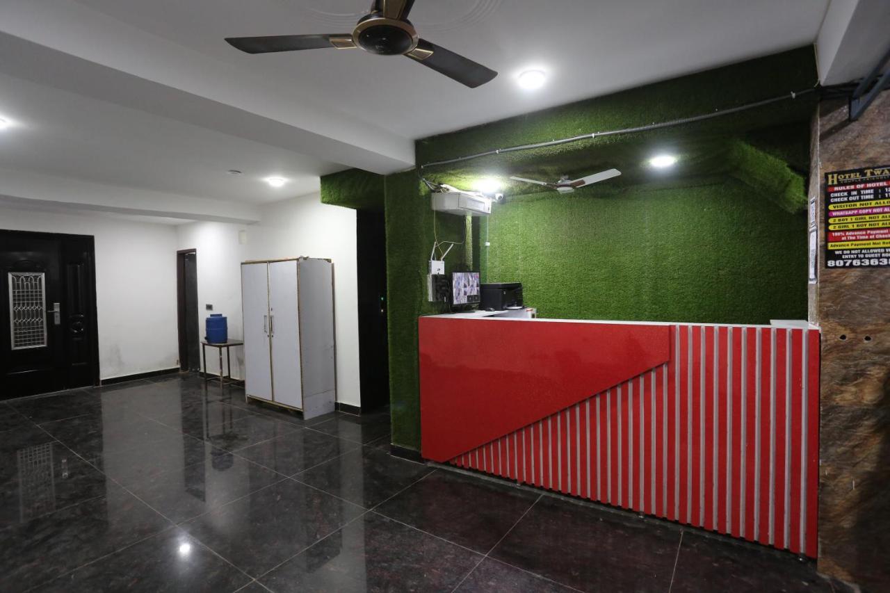 Hotel Twamev Couple Friendly Laxmi Nagar Neu-Delhi Exterior foto